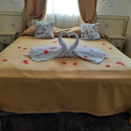 Paris Szálloda 3*