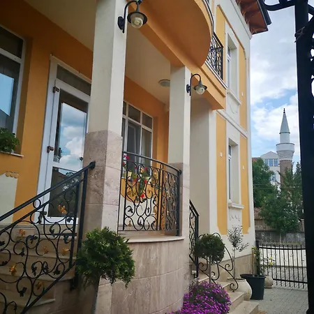 Paris 3*