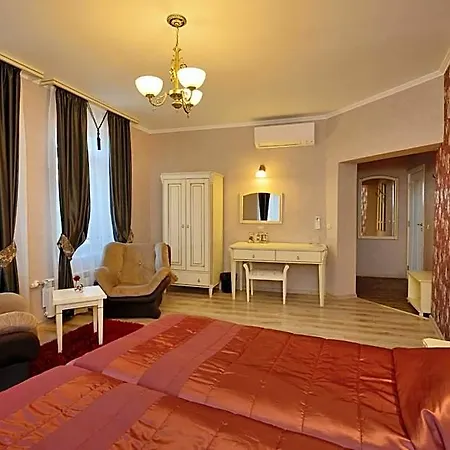 Szálloda Paris 3*
