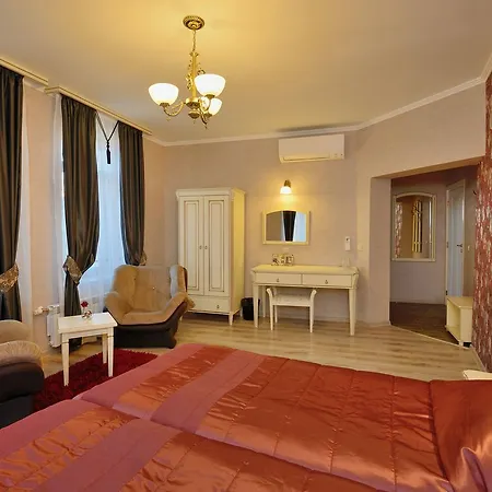 Szálloda Paris 3*