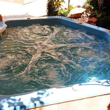 מלון Paris היסריה